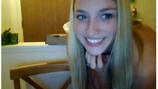 Sexy blonde slet Hal ...
